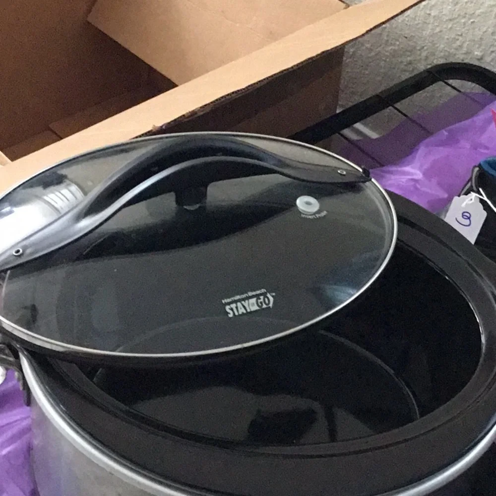 Crockpot - Picture 2 of 3
